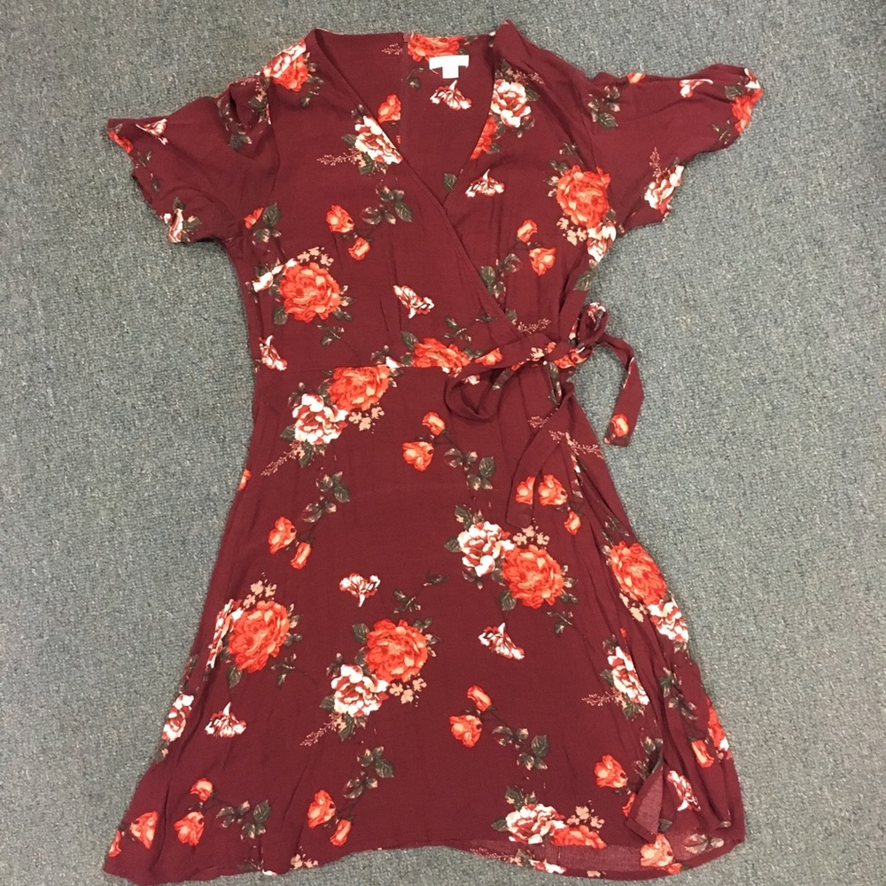 Flowery Dress - Picture 1 of 2